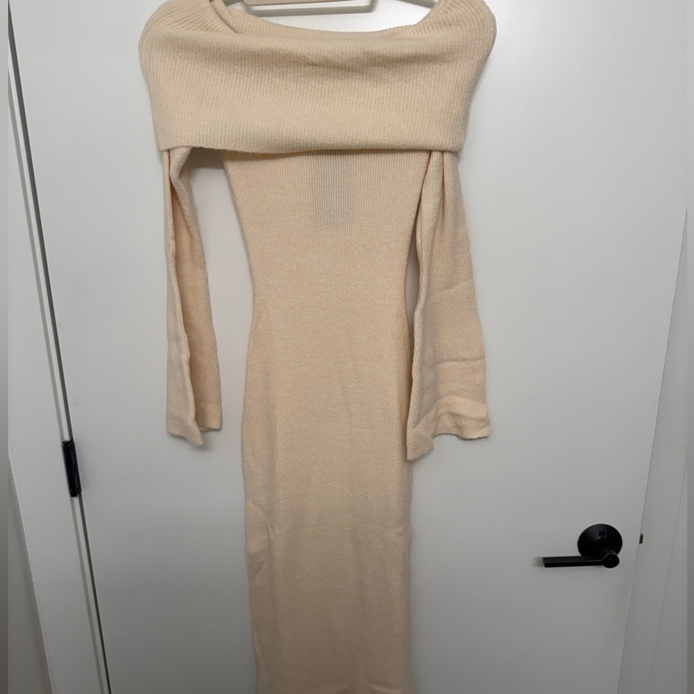 Meshki Katherine Off Shoukder Knit Maxi Dress